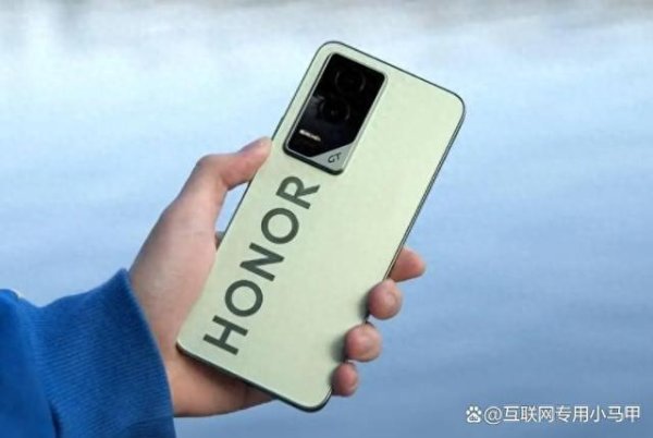 网上配资炒股 已跌至1699元, 骁龙8Gen3手机也这么便宜了